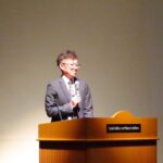 Report Photo