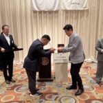 Report Photo