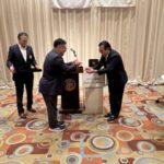 Report Photo