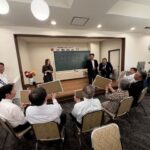Report Photo